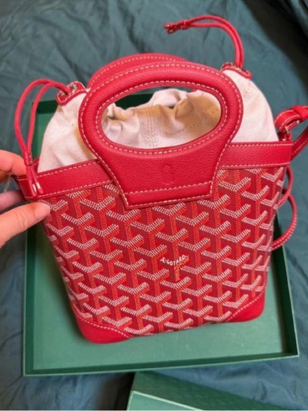 Goyard Beluga